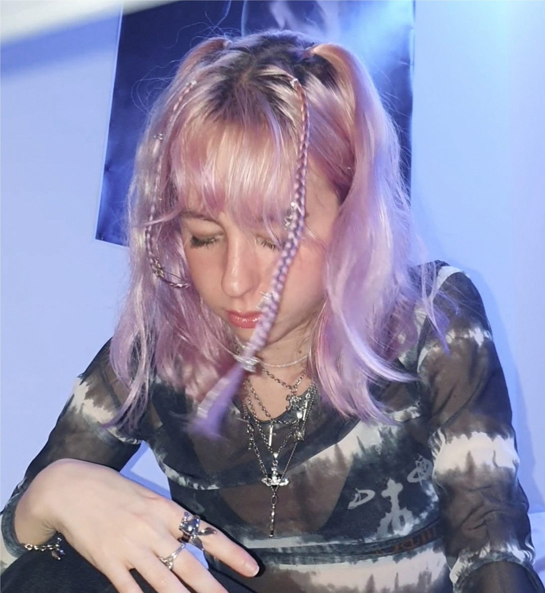Julia Alexa cumule plusieurs millions de streams. Cette semaine, elle a composé dans le prestigieux camp d’écriture de chansons de la Suisa.